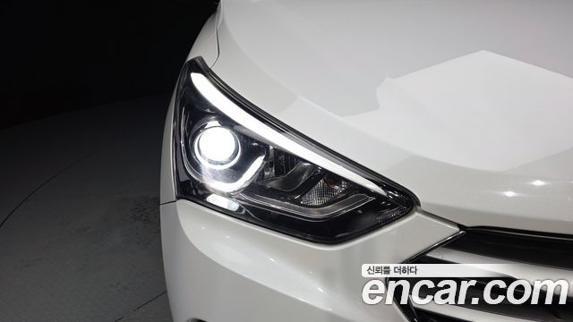 Hyundai Santafe 2016 — photo 8