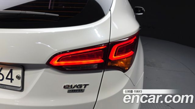 Hyundai Santafe 2016 — photo 9