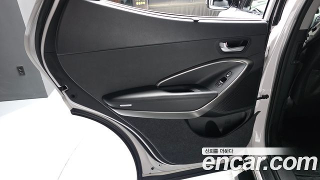Hyundai Santafe 2016 — photo 15