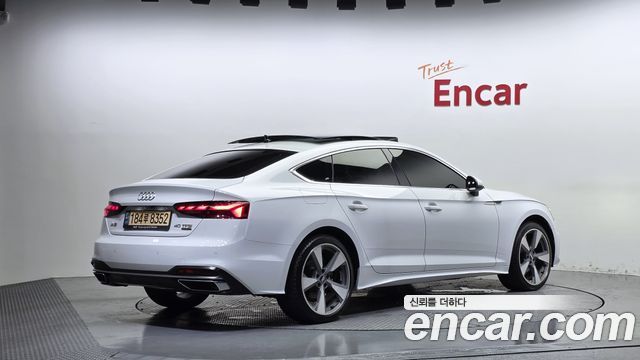 Audi A5 2021 — photo 2