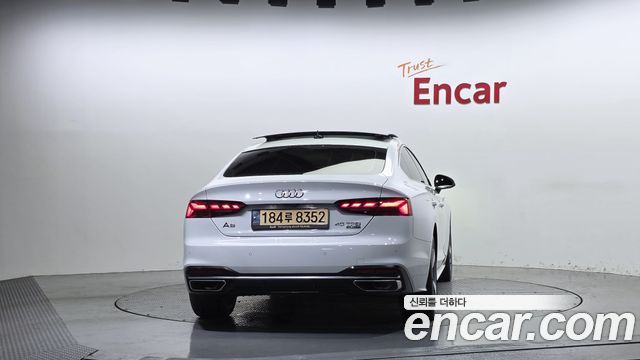 Audi A5 2021 — photo 4