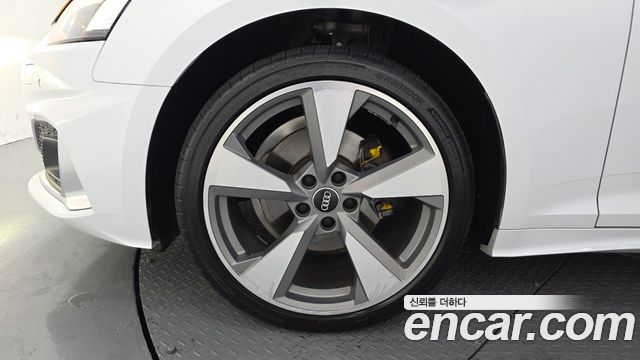 Audi A5 2021 — photo 5