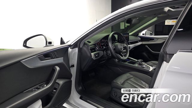 Audi A5 2021 — photo 13