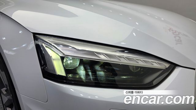 Audi A5 2021 — photo 8