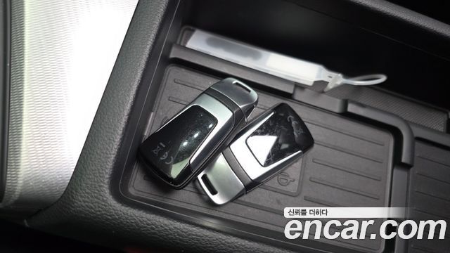 Audi A5 2021 — photo 28