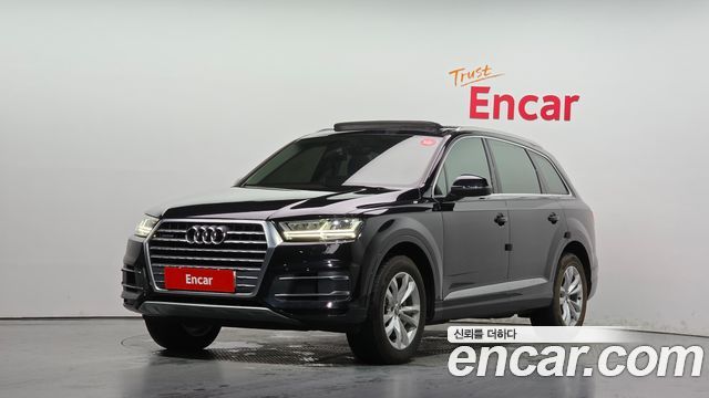 Audi Q7 2019 — photo 1