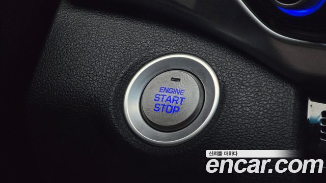Hyundai AVANTE 2020 — photo 24