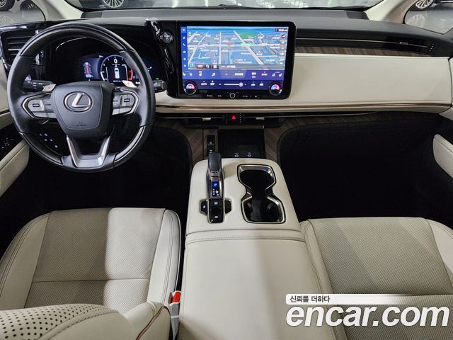 Lexus LM 2025 — photo 14