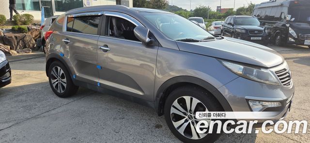 Kia Sportage 2013 — photo 3