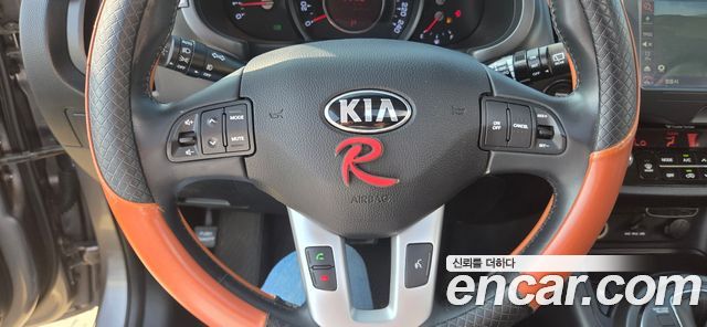 Kia Sportage 2013 — photo 11