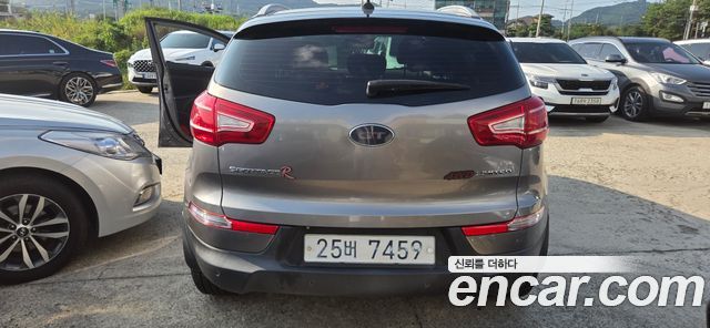 Kia Sportage 2013 — photo 16