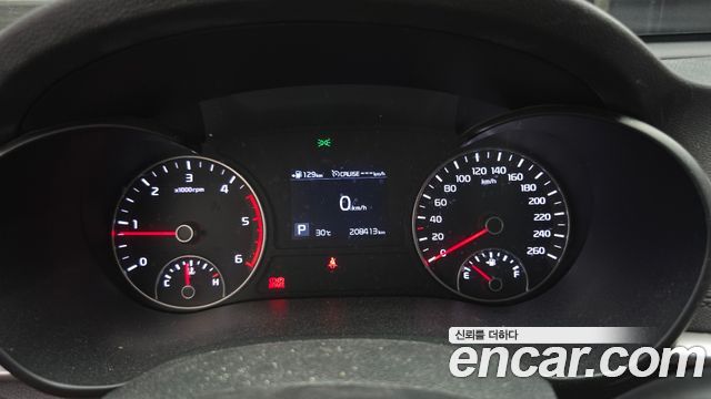 Kia K5 2019 — photo 8