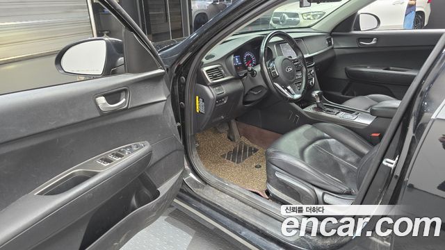 Kia K5 2019 — photo 10