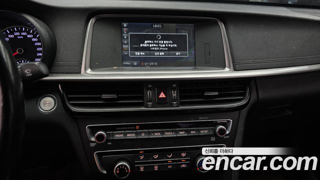 Kia K5 2019 — photo 15