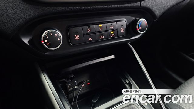 Kia Carens 2015 — photo 19