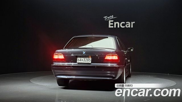 BMW 7-Series 2001 — photo 4