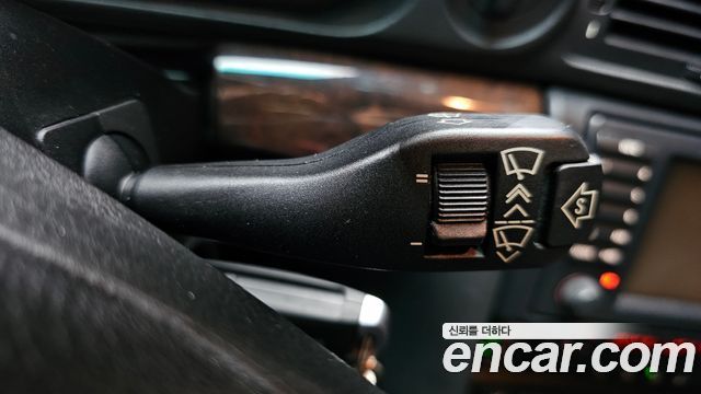 BMW 7-Series 2001 — photo 29