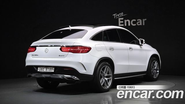 Mercedes-Benz GLE-Class 2017 — photo 2