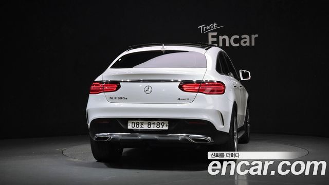 Mercedes-Benz GLE-Class 2017 — photo 4