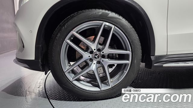 Mercedes-Benz GLE-Class 2017 — photo 5