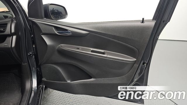 Chevrolet Korea Spark 2017 — photo 14
