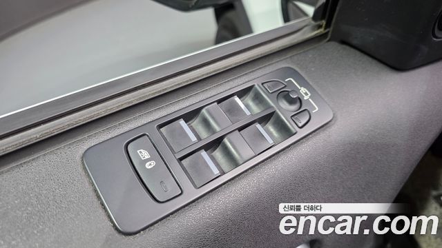 Land Rover Discovery Sport 2018 — photo 18