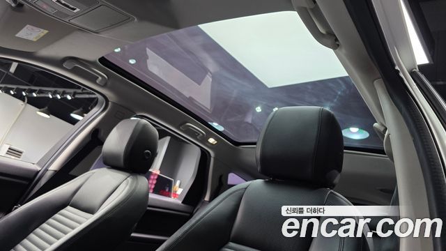 Land Rover Discovery Sport 2018 — photo 26