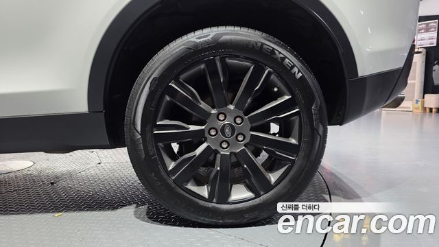Land Rover Discovery Sport 2018 — photo 7