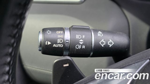 Land Rover Discovery Sport 2018 — photo 28
