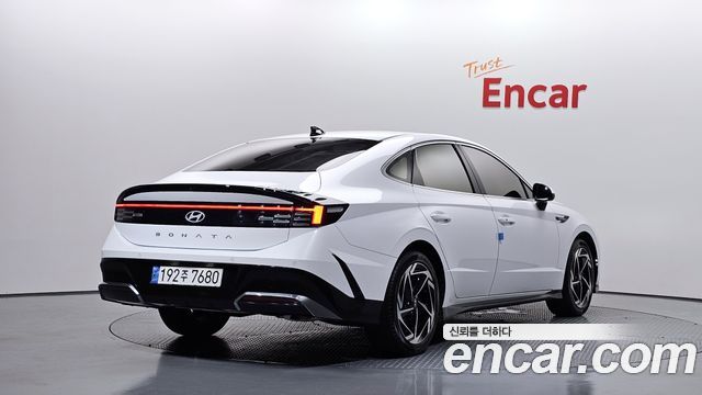 Hyundai Sonata 2024 — photo 2