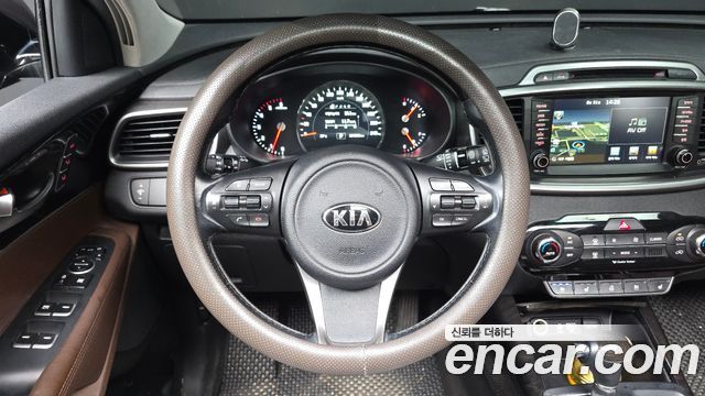 Kia Sorento 2015 — photo 13