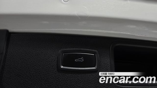 Porsche Macan 2017 — photo 15