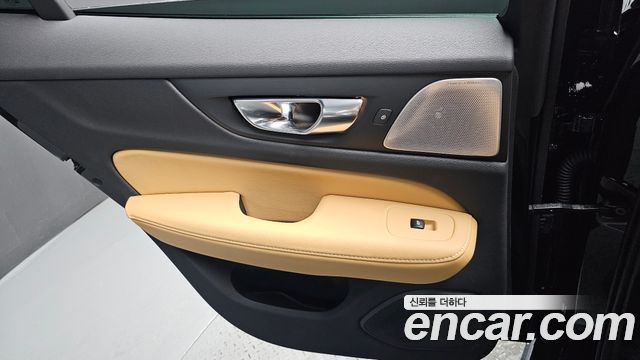 Volvo V60 2025 — photo 15