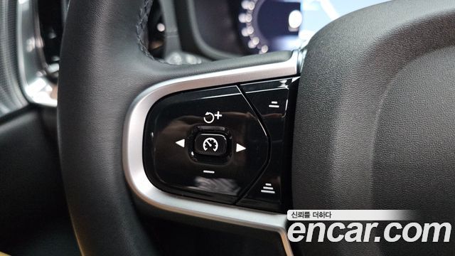 Volvo V60 2025 — photo 32