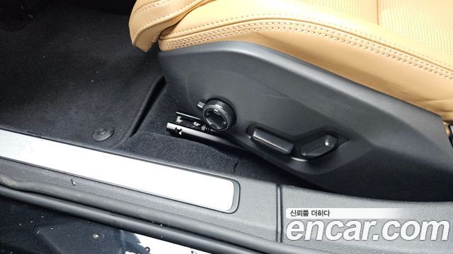 Volvo V60 2025 — photo 35