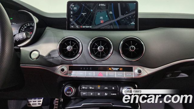 Kia Stinger 2021 — photo 19