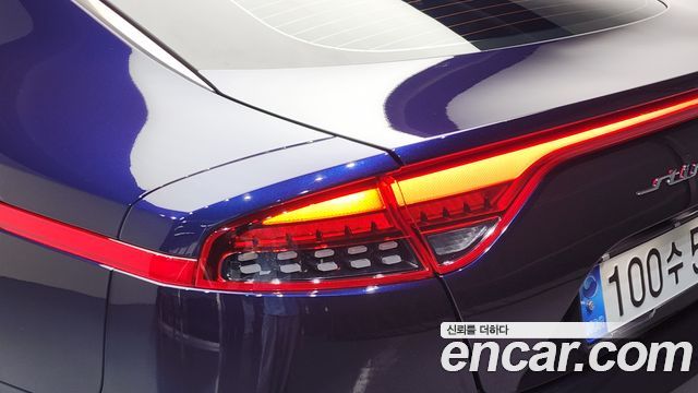 Kia Stinger 2021 — photo 9