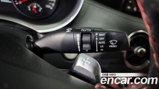 Kia Stinger 2021 — photo 27
