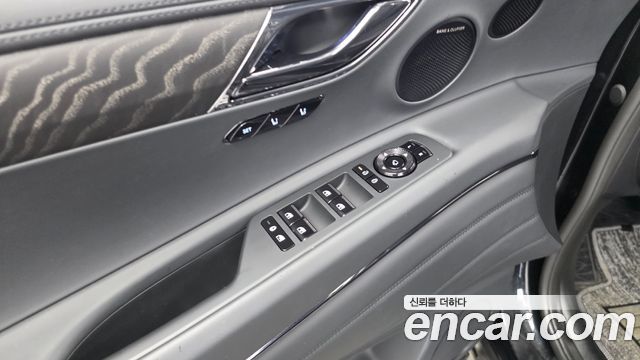 Genesis GV80 2025 — photo 35