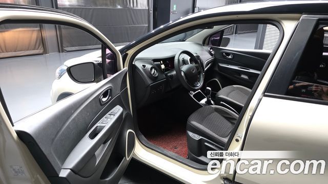 Renault Korea QM3 2018 — photo 13