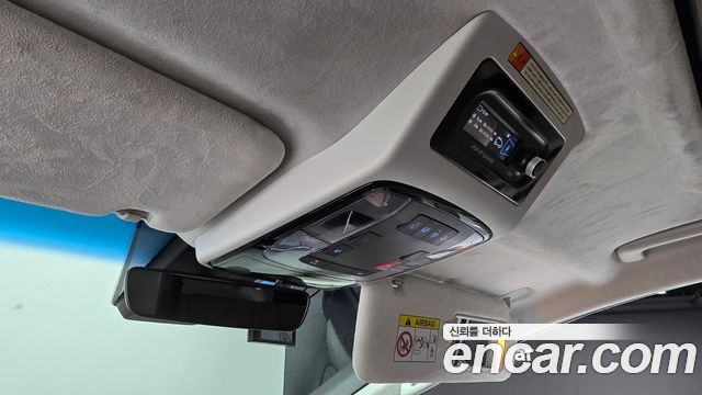 Hyundai Staria 2023 — photo 27
