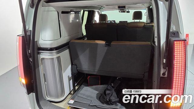 Hyundai Staria 2023 — photo 30