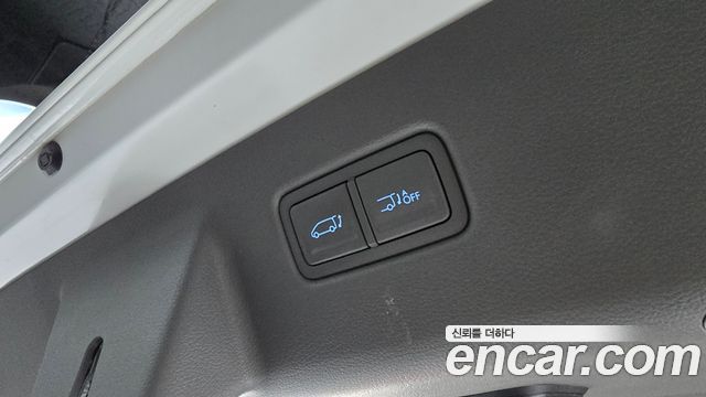 Hyundai Staria 2023 — photo 32