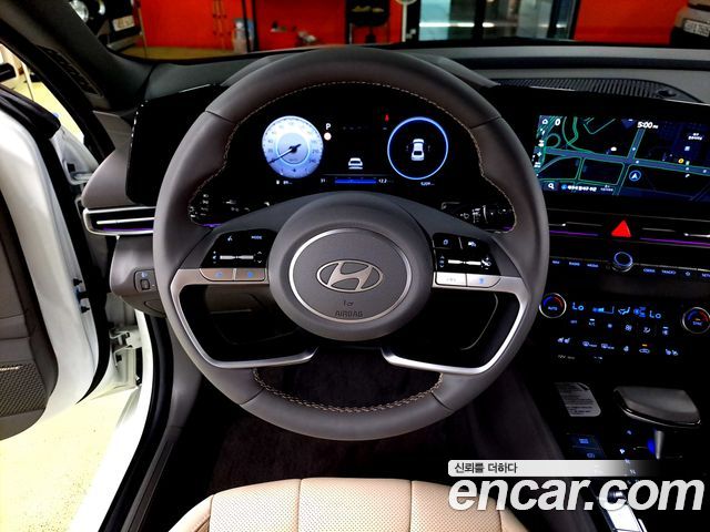 Hyundai AVANTE 2026 — photo 11