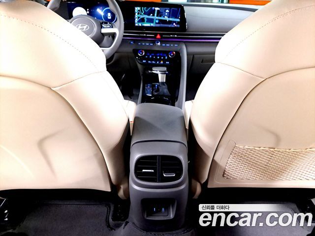 Hyundai AVANTE 2026 — photo 18