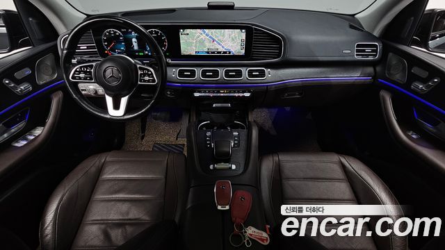 Mercedes-Benz GLE-Class 2022 — photo 10