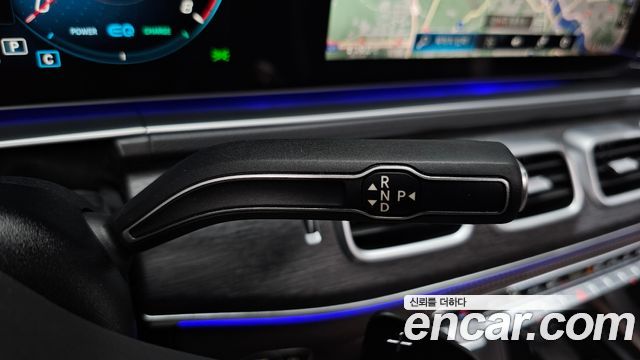 Mercedes-Benz GLE-Class 2022 — photo 12
