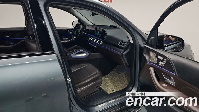 Mercedes-Benz GLE-Class 2022 — photo 17