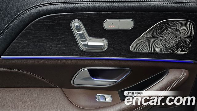 Mercedes-Benz GLE-Class 2022 — photo 25