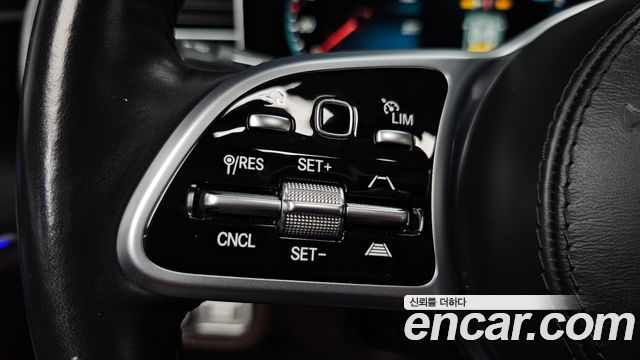 Mercedes-Benz GLE-Class 2022 — photo 31